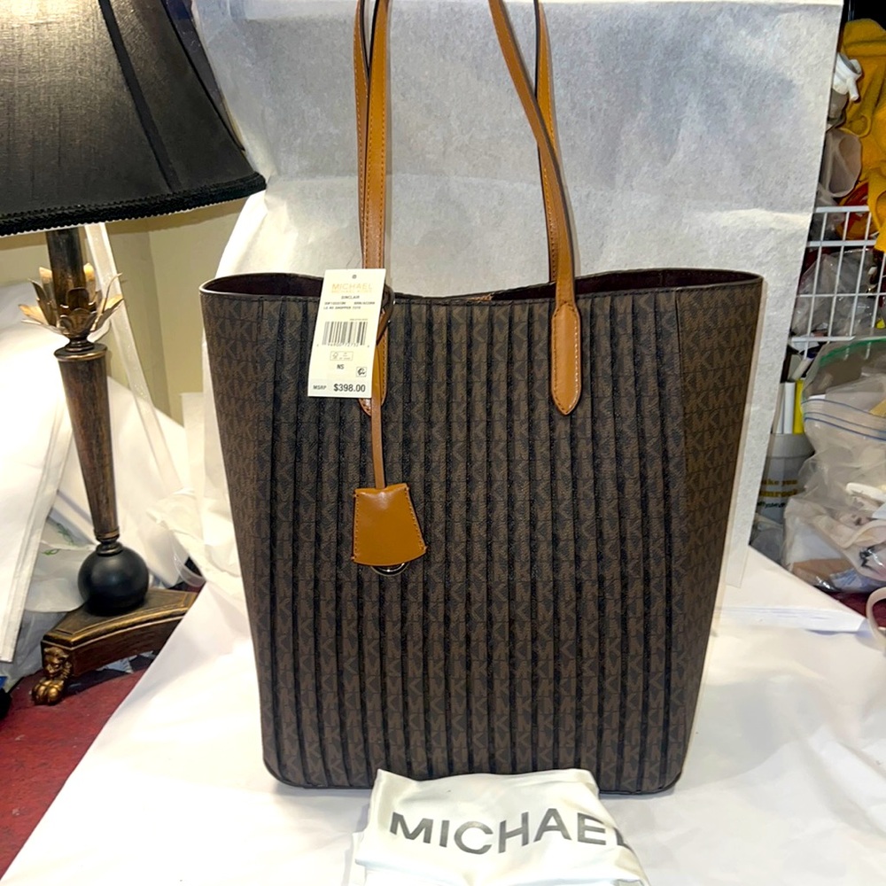 Michael Kors Sinclair Lg NS Shopper Tote Acorn